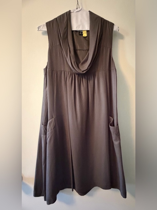 Kensie Dresses & Skirts - Kensie Gray Sleeveless Cowl Neck Shift Dress with Pockets